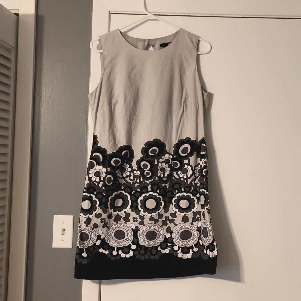H&M Gray and Black Retro Inspired Shift Dress